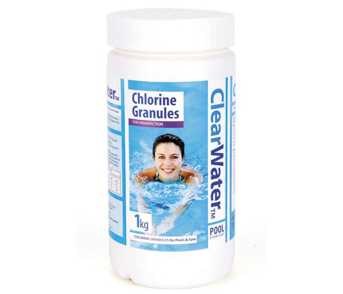 pool cleaning chlorine