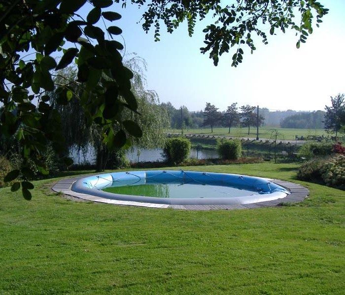 swimming pool zodiac oval