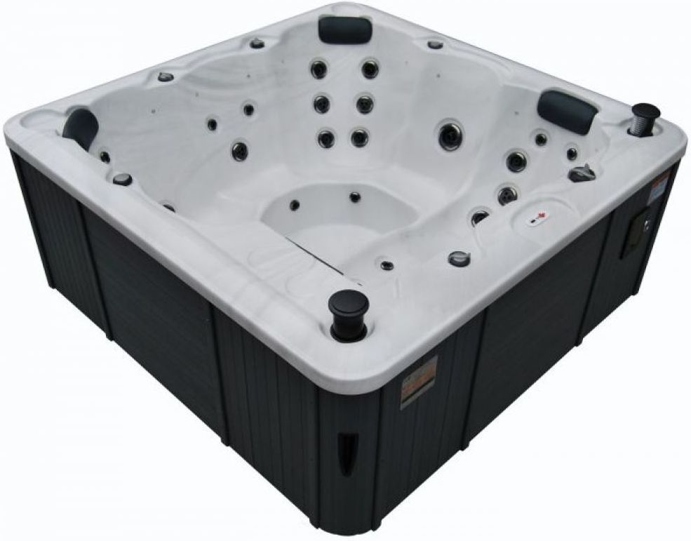 Winnipeg Garden Hot Tub by Canadian Spa - Garden Hot Tubs